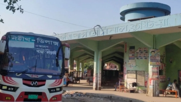 কুষ্টিয়ায় সকাল থেকে বাস চলাচল বন্ধ